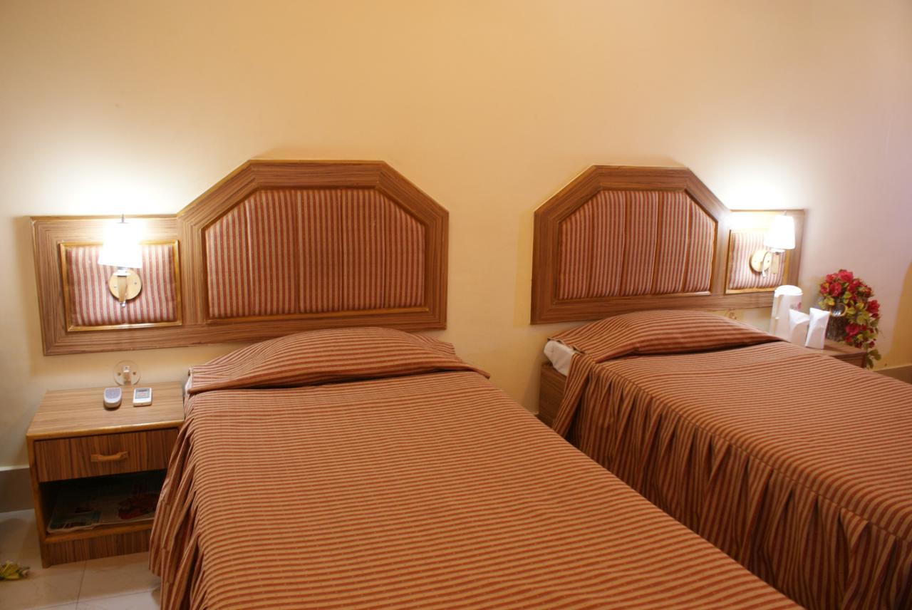 Hotel Lara India - Varanasi — Photos 3